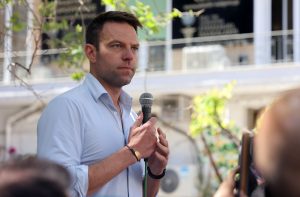 Απόλυτα εφικτό να προκύψει μήνυμα ανατροπής στις ευρωεκλογές, λέει ο Κασσελάκης