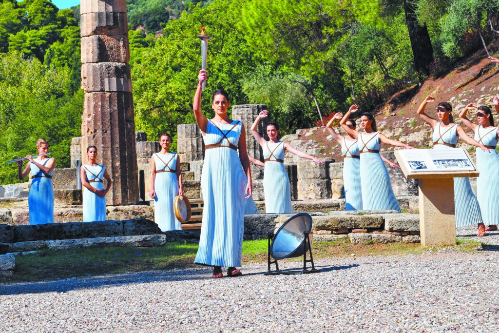 Η Ολυμπιακή Φλόγα πάει Μασσαλία με ιστιοφόρο