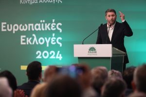 Ανδρουλάκης: Ήττα της πολιτικής και νίκη του lifestyle αν το ΠΑΣΟΚ βγει τρίτο στις ευρωεκλογές