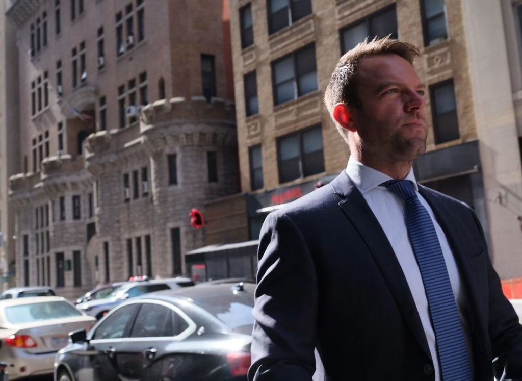 Κασσελάκης: Η καπηλεία πατριωτισμού, πίστης και οικογένειας τελειώνει εδώ – Για «υποκρισία» τον κατηγορεί η ΝΔ