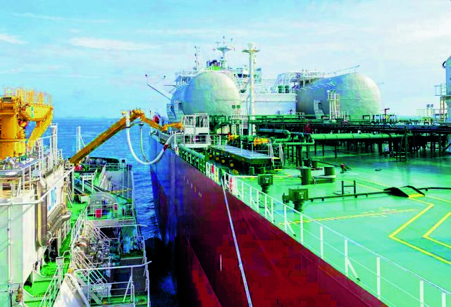 Ναυτιλία: Επεκτείνεται ο στόλος με εναλλακτικά καύσιμα