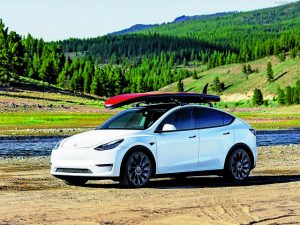 Tesla: Νέα έκδοση για την Y