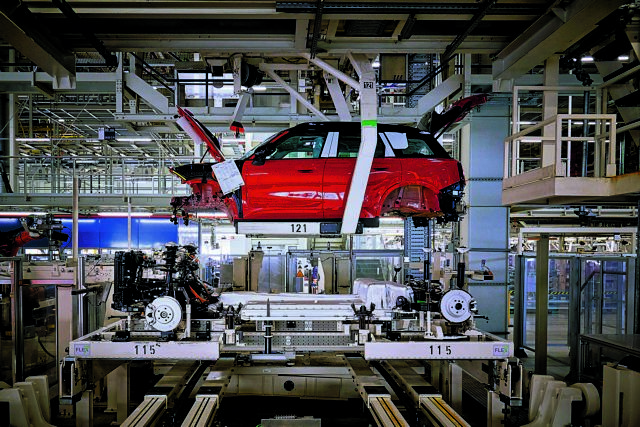 Σε αφανισμό τα μικρά ΙΧ