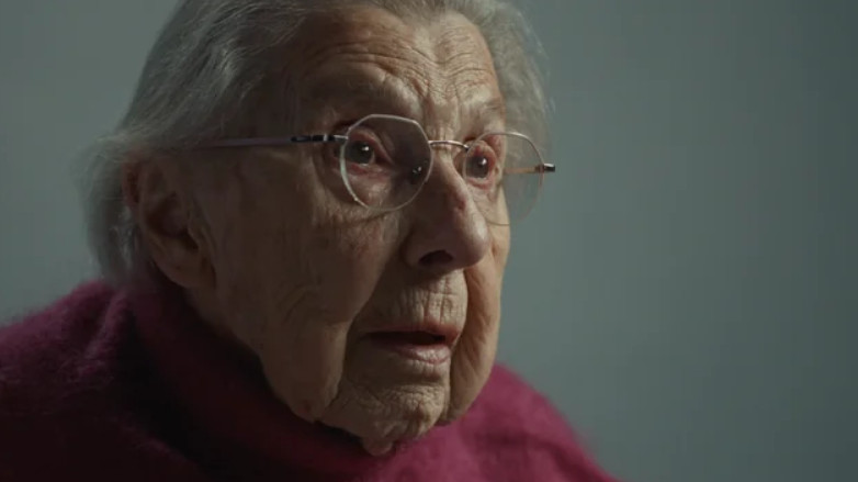 «Ψήφισε, αλλιώς άλλοι θα αποφασίσουν για σένα» – Μεγαλύτεροι δίνουν συμβουλές για τις Ευρωεκλογές