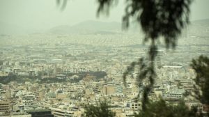 Καιρός: Ζέστη με αυξημένες συγκεντρώσεις σκόνης στην ατμόσφαιρα αναμένουμε σήμερα