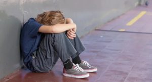 Σύλληψη 4 κοριτσιών στην Πάτρα για bullying: Εξευτέλισαν 13χρονη και κατέγραψαν βίντεο καθώς τους φιλούσε τα πόδια