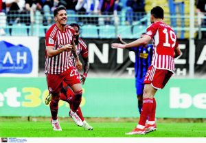 Ερυθρόλευκη επίδειξη ισχύος