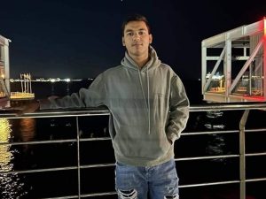 Κύπρος: Πορεία στην μνήμη 19χρονου που έπεσε από τον 5ο όροφο κατά τη διάρκεια αστυνομικού ελέγχου