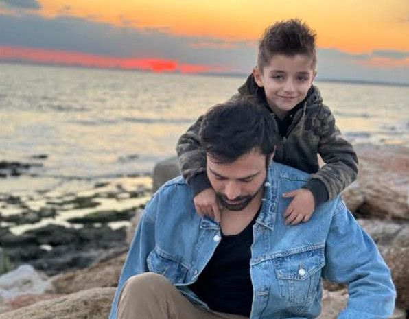Famagusta: Ο γιος του Αντρέα Γεωργίου στη σειρά του MEGA είναι στην πραγματικότητα ανιψιός του – Backstage φωτογραφίες