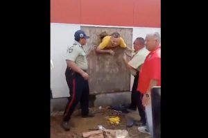 H πιο αποτυχημένη απόδραση στην ιστορία – Έσκαψαν τούνελ και έπεσαν σε αστυνομικούς που έκαναν άσκηση