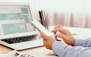 Γονείς προσοχή: Πότε το παιδί σας πρέπει να κάνει φορολογική δήλωση