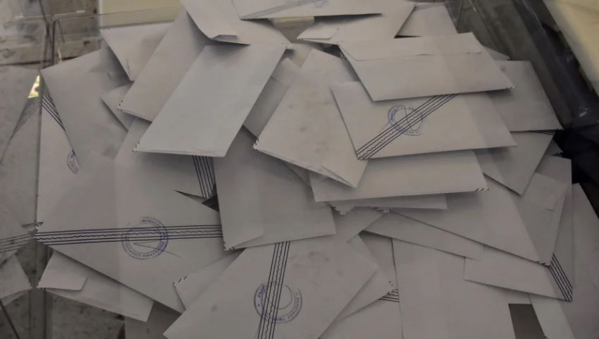 Οι λαϊκές γειτονιές το κλειδί των προεκλογικών εκστρατειών