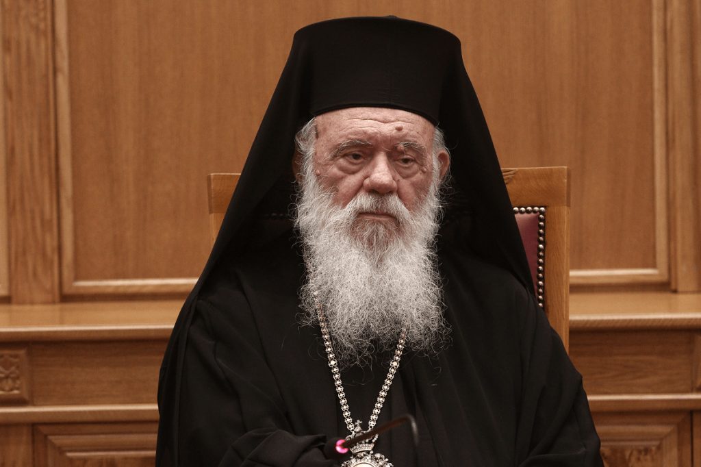 «Ο πατήρ Αντώνιος όπως και όλοι οι άνθρωποι είναι ένα παιδί μου» λέει ο Αρχιεπίσκοπος Ιερώνυμος