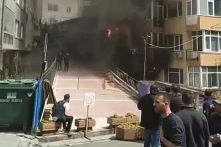 Συναγερμός στην Κωνσταντινούπολη: Μεγάλη φωτιά μετά από έκρηξη – 15 νεκροί