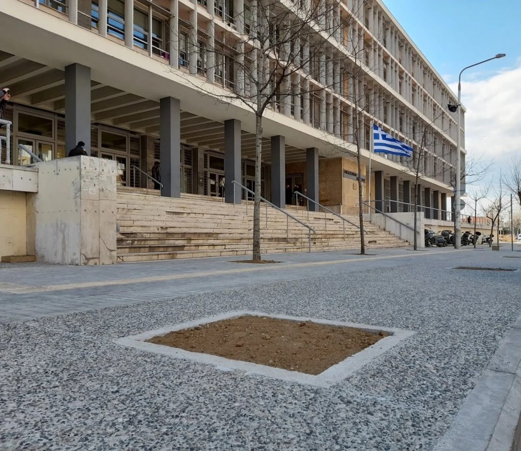 Θεσσαλονίκη: Καταδικάστηκαν άντρας και γυναίκα για τον καβγά που κατέληξε σε εμπρησμό σπιτιού