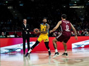 Νέα δεδομένα για τη Μακάμπι μετά την επίθεση του Ιράν