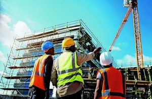 Κόντρα δήμων – υπουργείων για τα ύψη