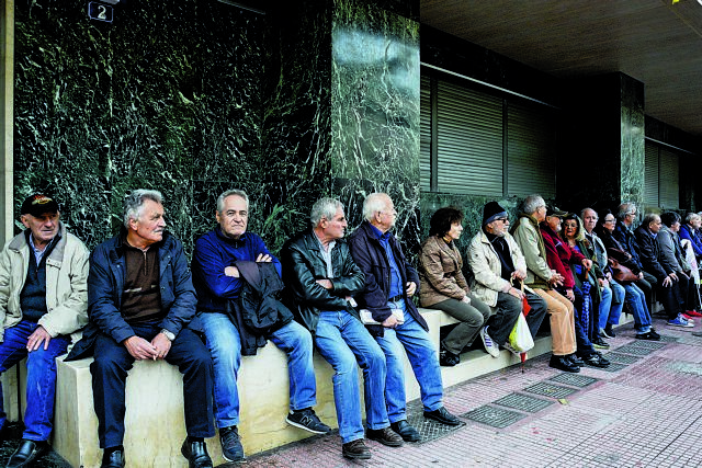 Ποιοι συνταξιούχοι θα εισπράξουν έως και 50.000 ευρώ λόγω επανυπολογισμού – Εξελίξεις στα αναδρομικά