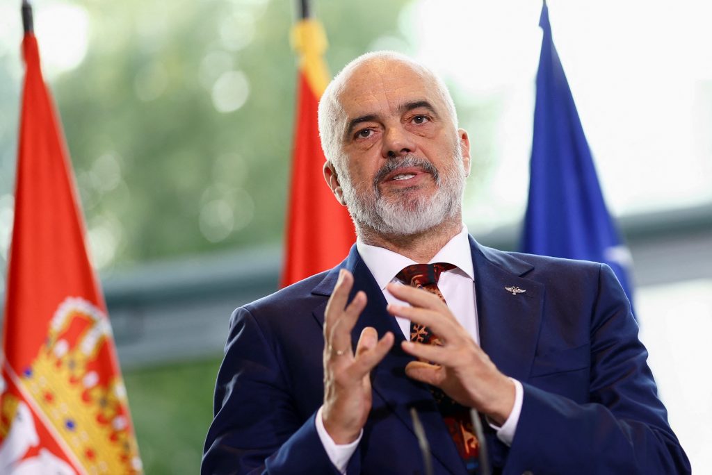 Η Αλβανία θέλει πρωταγωνιστικό ρόλο στα Βαλκάνια – μπορεί, όμως;