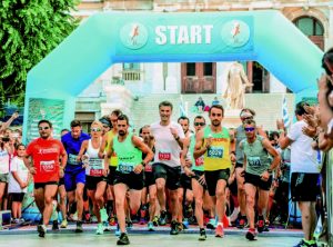 Syros Run με χαμόγελα και… λουκουμάκια