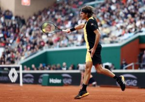 Αλτμάιερ – Τσιτσιπάς 1-3: Τρομερός Στέφανος, απέκλεισε τον Γερμανό και συνεχίζει στο Roland Garros
