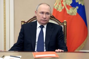 Βλαντιμίρ Πούτιν: Τι θα κάνει η Δύση με την ορκωμοσία του; – Κίεβο: Μην τον αναγνωρίζετε νόμιμο πρόεδρο