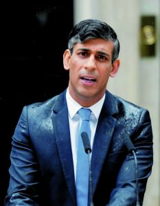 Ρίσι Σούνακ: Οι εκλογές, ο κατακλυσμός και το τρολάρισμα