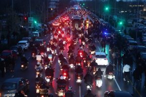 Οι οπαδοί του ΠΑΟΚ σπάνε το απαγορευτικό της ΕΛ.ΑΣ: Συγκέντρωση στην Καμάρα και γιγαντοοθόνη στην Τούμπα