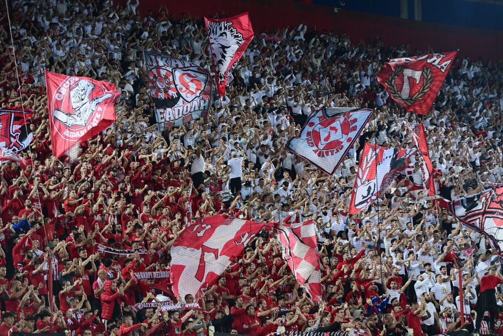 Θύρα 7: «Όλοι κασκόλ στο παιχνίδι με την Άστον Βίλα»