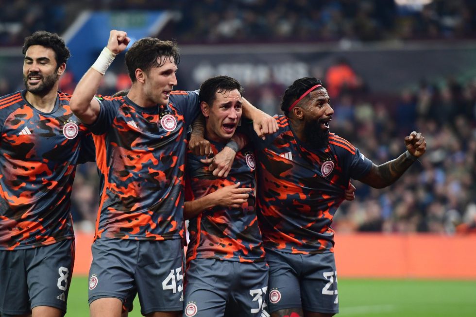 Όλη η Ευρώπη υποκλίθηκε στο μεγαλείο του Ολυμπιακού