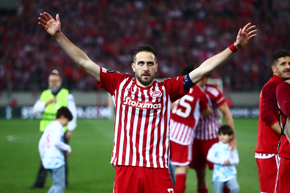 Φορτούνης: «Ευχαριστούμε τον κόσμο του Ολυμπιακού – Τον περιμένουμε στον τελικό»