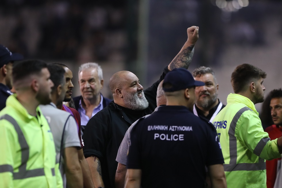 Καραπαπάς: «Εμείς δεν πανηγυρίζουμε ισοπαλίες, οι μανάδες δε φταίνε τίποτα» (pic)