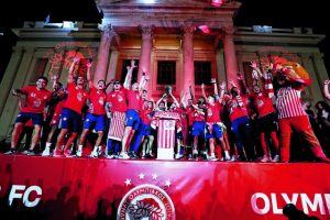 «Για την Ελλάδα μας»