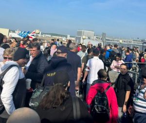 Αγγλία: Εκκενώνεται το αεροδρόμιο Gatwick έπειτα από συναγερμό για φωτιά