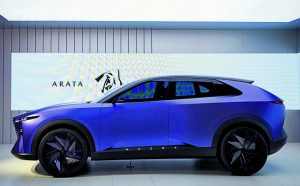 Mazda Arata: Το νέο μοντέλο που μπαίνει στην πρίζα
