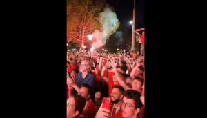 Στο πόδι χιλιάδες Έλληνες της Αυστραλίας για τον Ολυμπιακό – Έξαλλοι πανηγυρισμοί