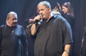 Συνεχίζει τη μάχη ο Δημήτρης Σταρόβας – Πότε παίρνει εξιτήριο