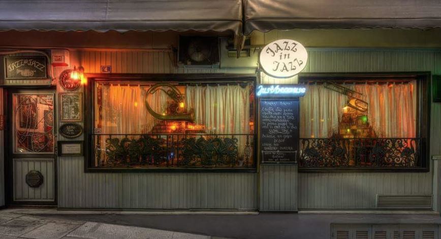 Τα 6 καλύτερα μπαρ στην Αθήνα όπως τα παρουσίασε το BBC