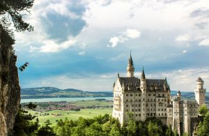 Παραμυθένιες διακοπές στην Ευρώπη – Τα κάστρα που έχουν μετατραπεί σε πολυτελή ξενοδοχεία