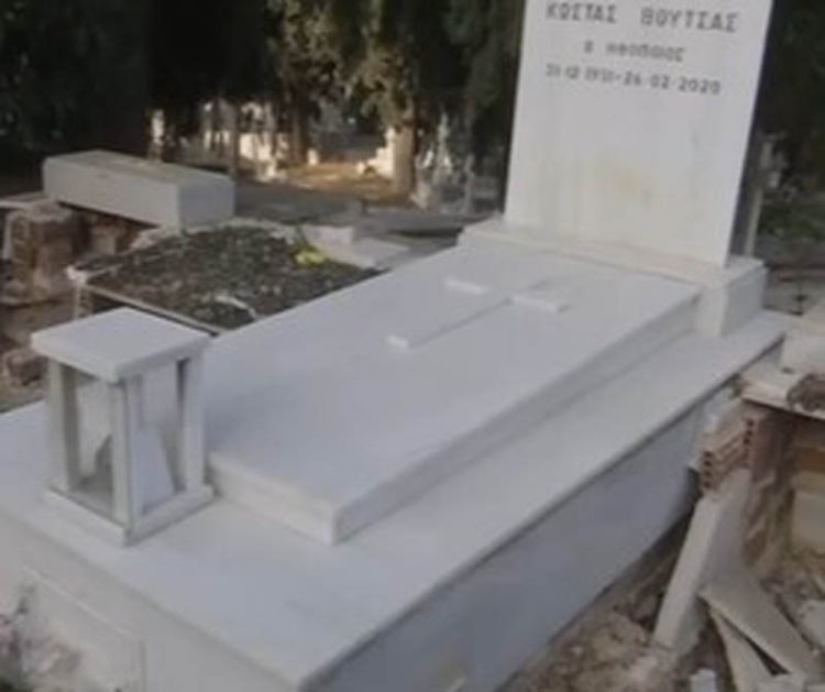 Κώστας Βουτσάς: Έσπασαν τον τάφο του ηθοποιού