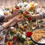 Γιατί το φετινό Πάσχα θα είναι το ακριβότερο των τελευταίων ετών; Οι 3 βασικές αιτίες