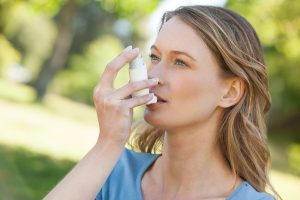 Βρογχικό άσθμα: Τα συμπτώματα και πώς μπορούν να ελεγχθούν