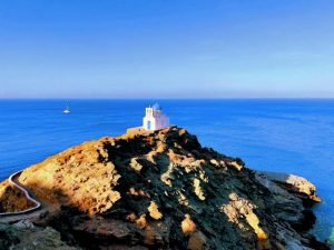 Κόκκινες, γιορτινές λάμψεις