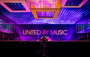 Eurovision, υπόθεση βαθιά πολιτική