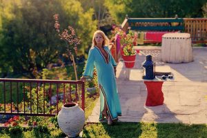 Τα καλοκαίρια των διασήμων: Από το μυθικό καταφύγιο της Α. Βουγιουκλάκη στην Κέρκυρα του Σάκη Ρουβά