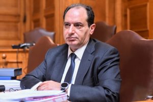 Εντός, εκτός και επί τα αυτά