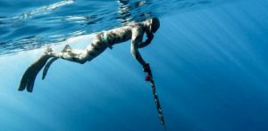 Αχαΐα: Ανησυχία για ψαροντουφεκά που χάθηκε στο Λαμπίρι