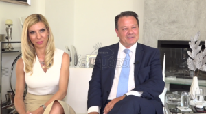 Απόστολος Λύτρας – Σοφία Πολυζωγοπούλου: Η σχέση του ζευγαριού και η άνετη ζωή