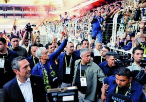 Βιογραφικό και ποσά που ζαλίζουν