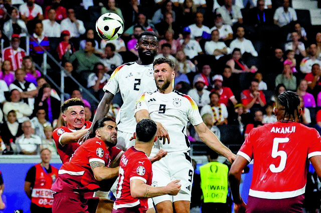 Οι Γερμανοί βλέπουν το δικό τους deja vu